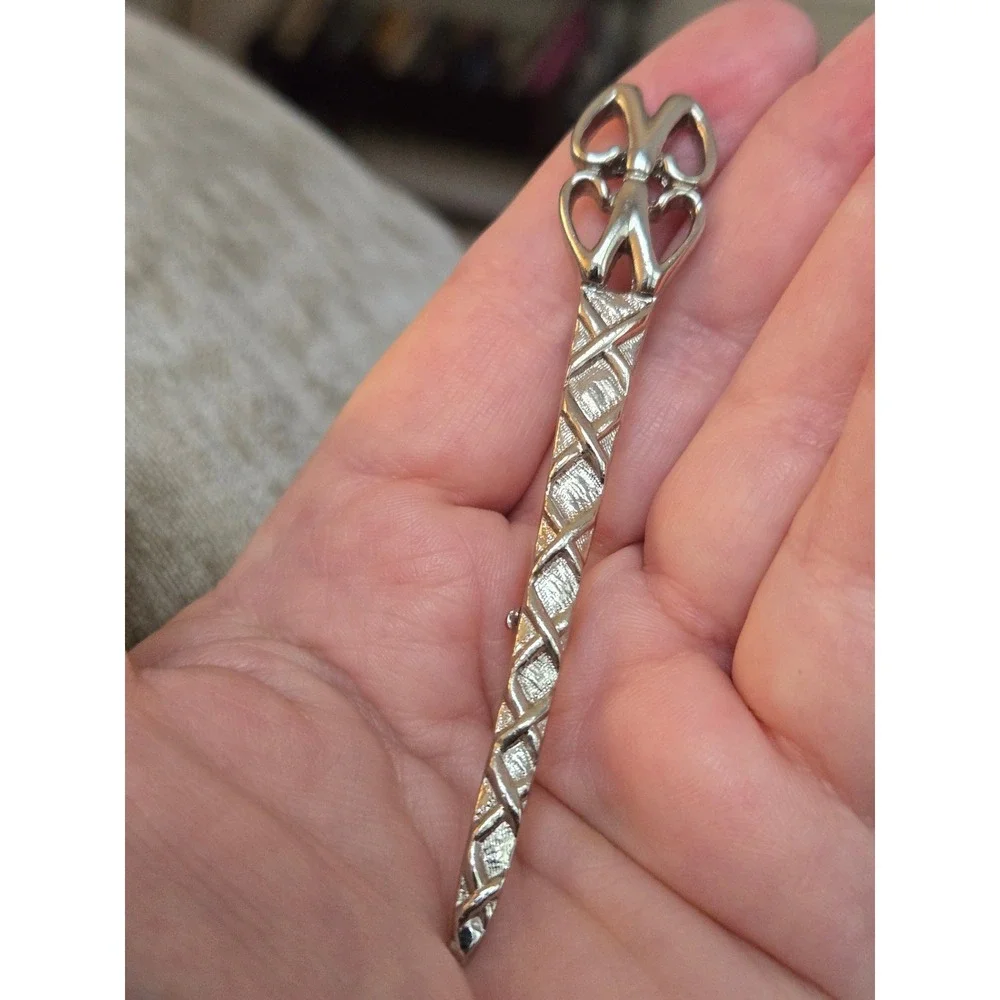 Scottish Celtic Pewter Twisting Sword Kilt Pin Brooch Vintage